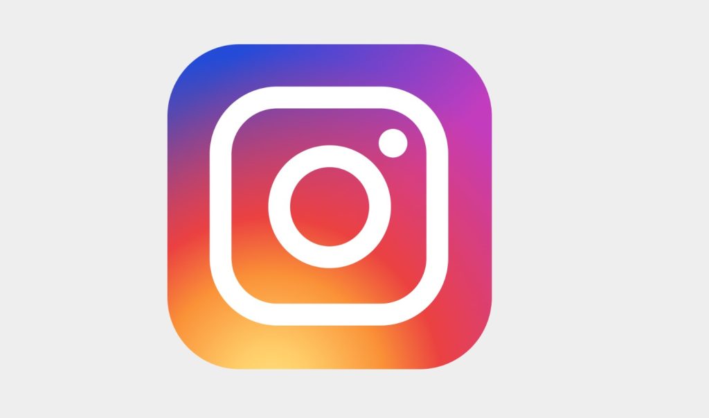 Animated Instagram Logo Icon Using HTML And CSS Code